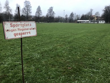 Sportplatz gesperrt